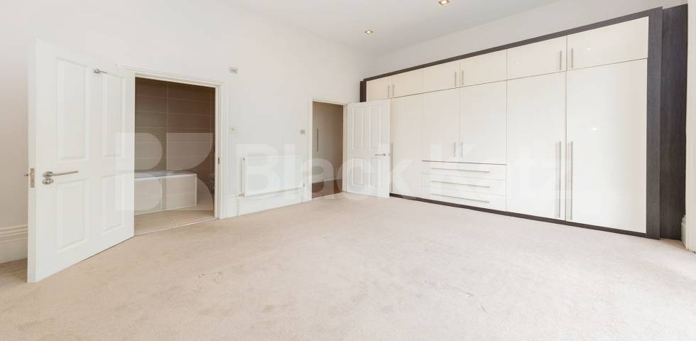 			LET, 2 Bedroom, 1 bath, 1 reception Flat			 Holland Road, KENSINGTON